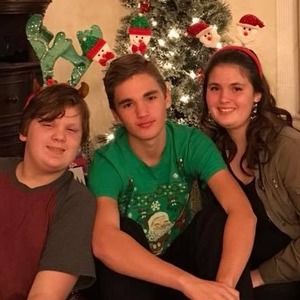 Meet your Posher, Cooper